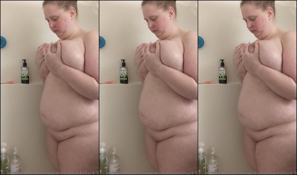 Bibliophile120 2298371256 12 10 2021 Washing Off In The Shower