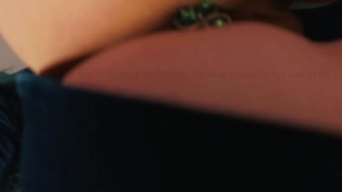 mollyflwers 2024-11-29 14-44-10 360 web cam