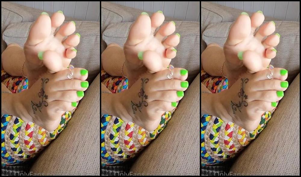 Solefulsassy Onlyfans Putting You In A Trance With My Long Toes Aih