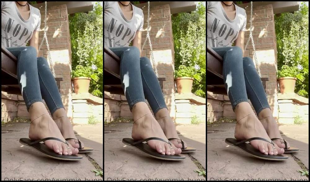 Yummie Bunnie Onlyfans Fresh New Pedi And Toe Rings Coming Through 8