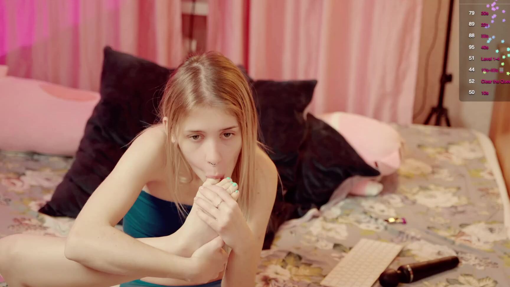 ho1yh01e October-16-2023 Feet Fetish