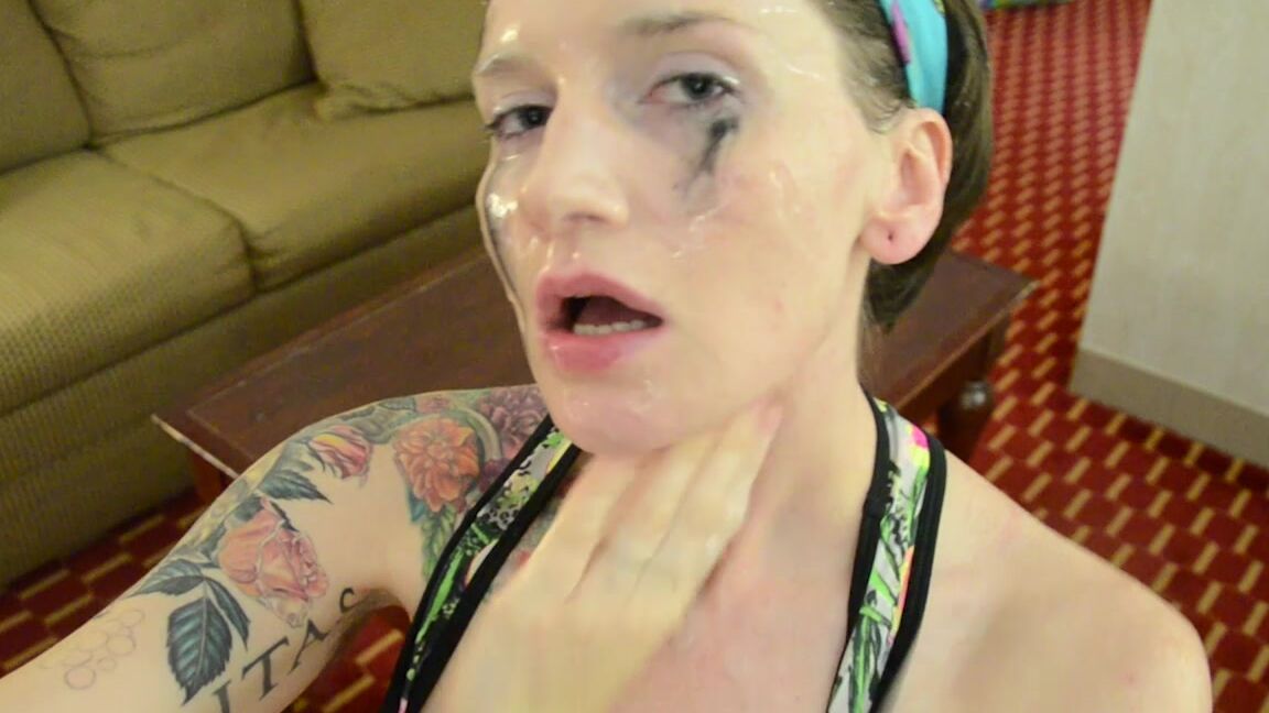 Bettie Bondage Oz Bukkake For The Gym Slut