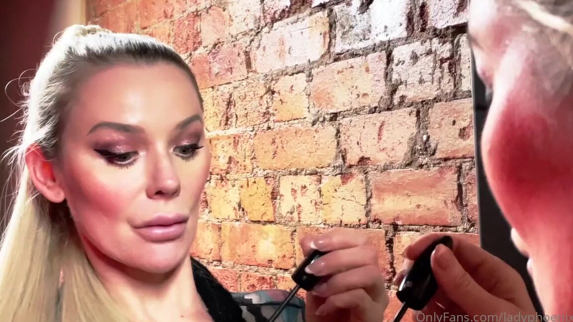 Lady Phoenix Nicknamed Ladyphoenix Ldn Onlyfans New Clip Ready For My Bull Watch Me As I Get Ready For My Night Out With My Hot Alpha Male Bull I