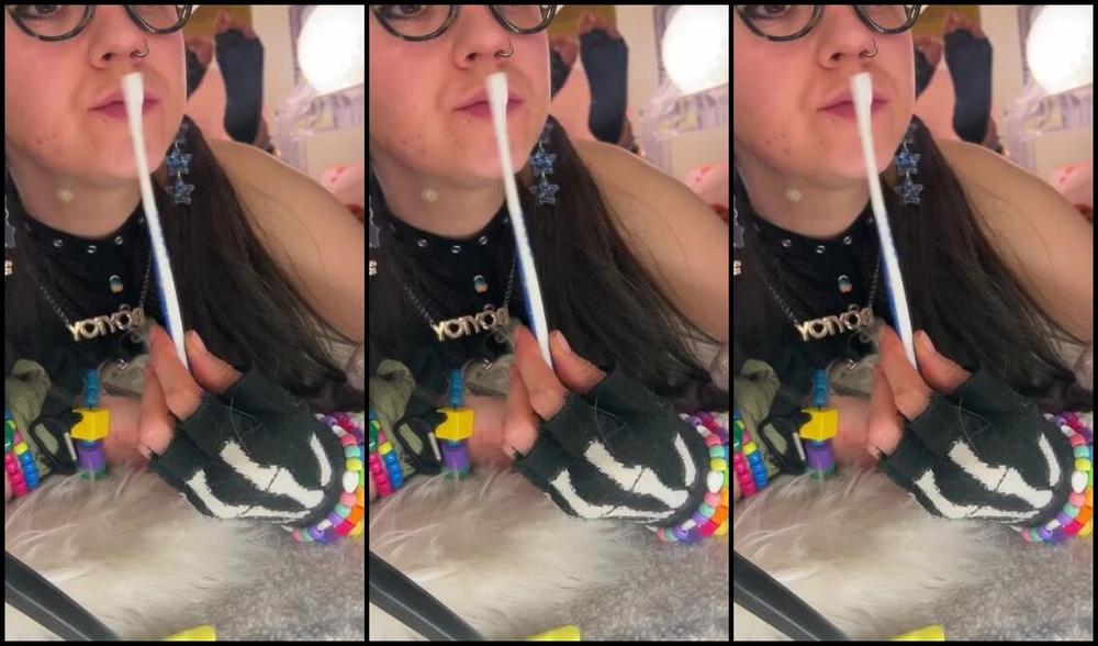 Missarcanaplus Nicknamed Missarcanaplus Onlyfans Ive Got A Dirty Tongue And This Is How I Lean It Could You Think Of Another Way To Get My Eager Bu