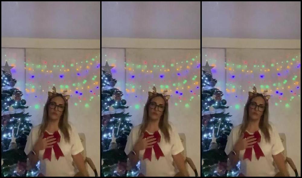 Gemmastw Nicknamed Gemmastw Onlyfans Quieres Que Sea Tu Regalito De Navidad