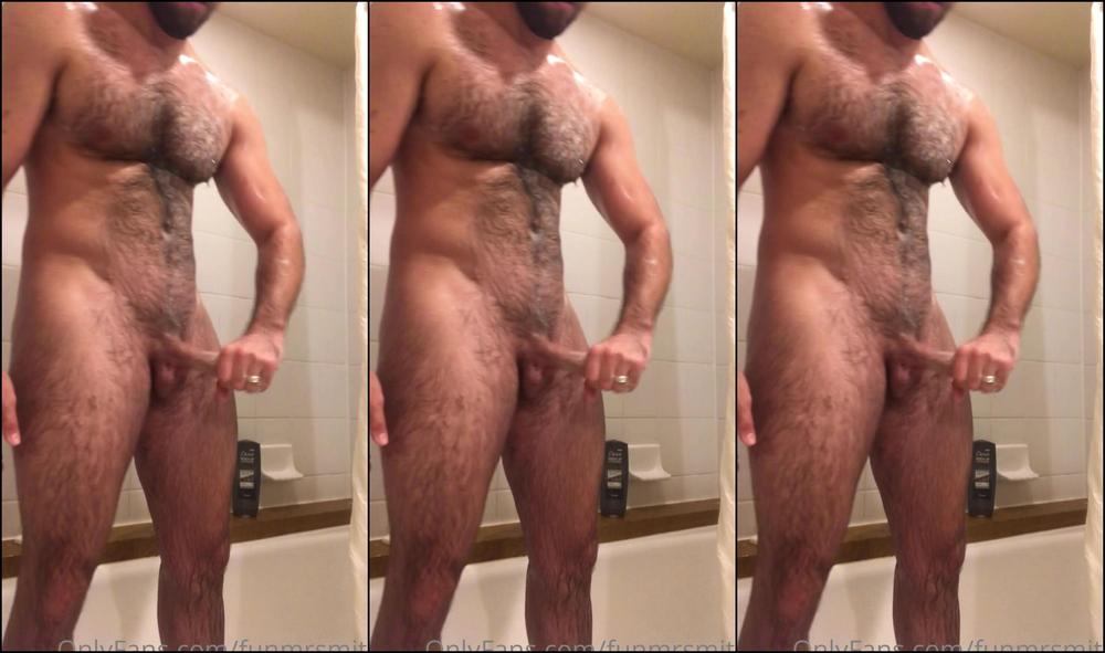 Funmrsmith Jerking Off And Cumming In The Shower