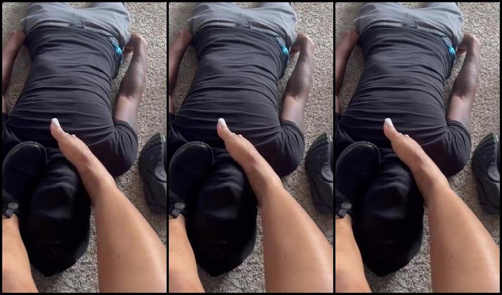 Queenjodiieetoes Aka Prettyfeetonly1800 Onlyfans Come Smell These Sweet Smelly Feet