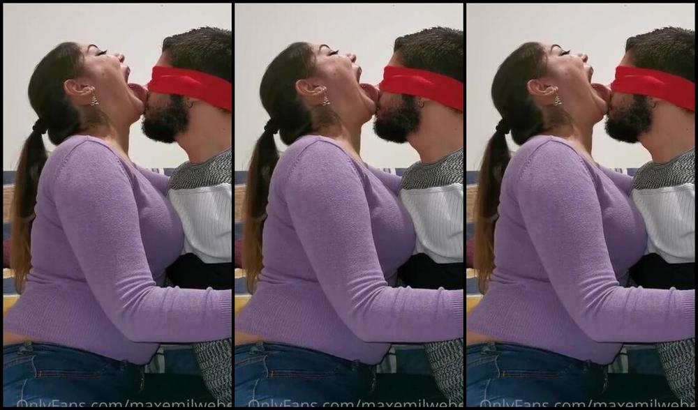 Emily Maxemilweber Nicknamed Maxemilweber 11 27 2020 Onlyfans Video Face Licking Part 2 With A Lot Of Saliva S