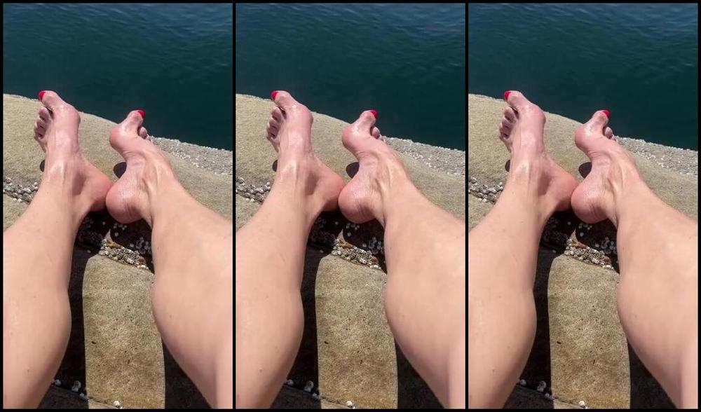 Goddesssevera Onlyfans Sitting On The Edge Of A Sandstone Cliff While My Girlfriend Fishes Life Is Good
