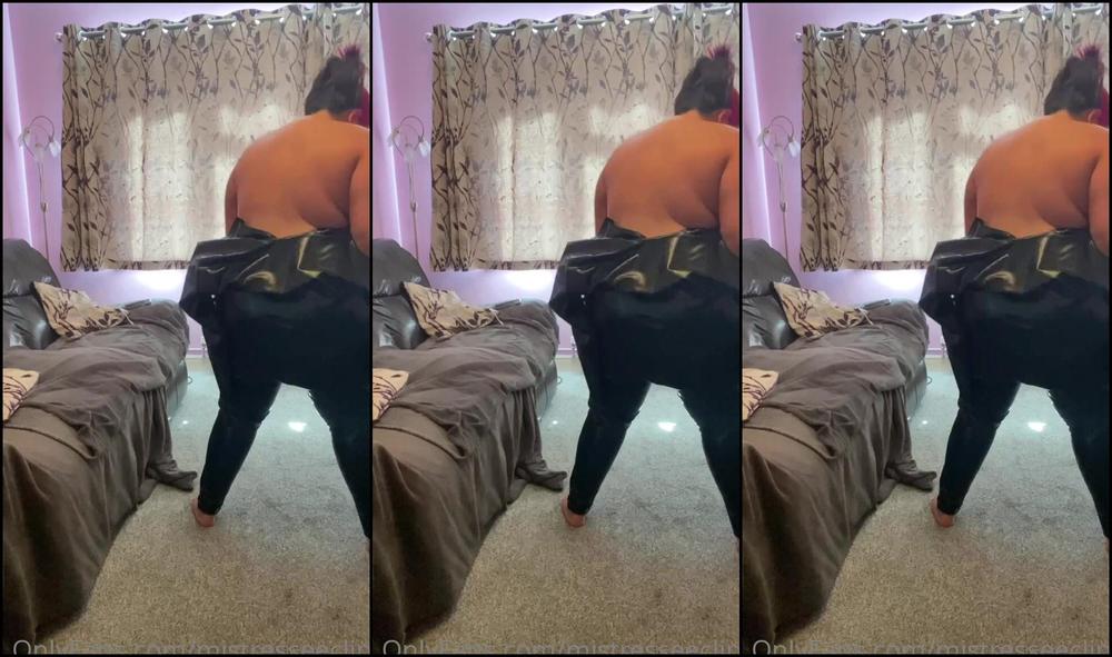 Mistresseeclips Getting Into My Latex Catsuit Since I Ve Put Weight On Is A Struggle Everything S Jig