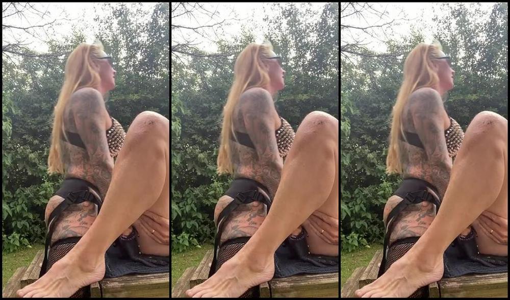 Misssuzannamax Onlyfans Sliding In My Sluts Hole In The Sunshine I Can T Wait For Spring So Outdoor Anal Can Resume