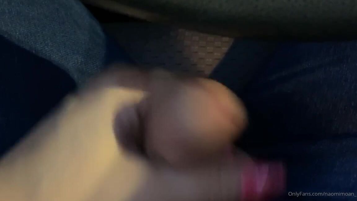 Naomimoan Filthy Fat Bitch Gets Starbucks Eats Cum Off Cakepop