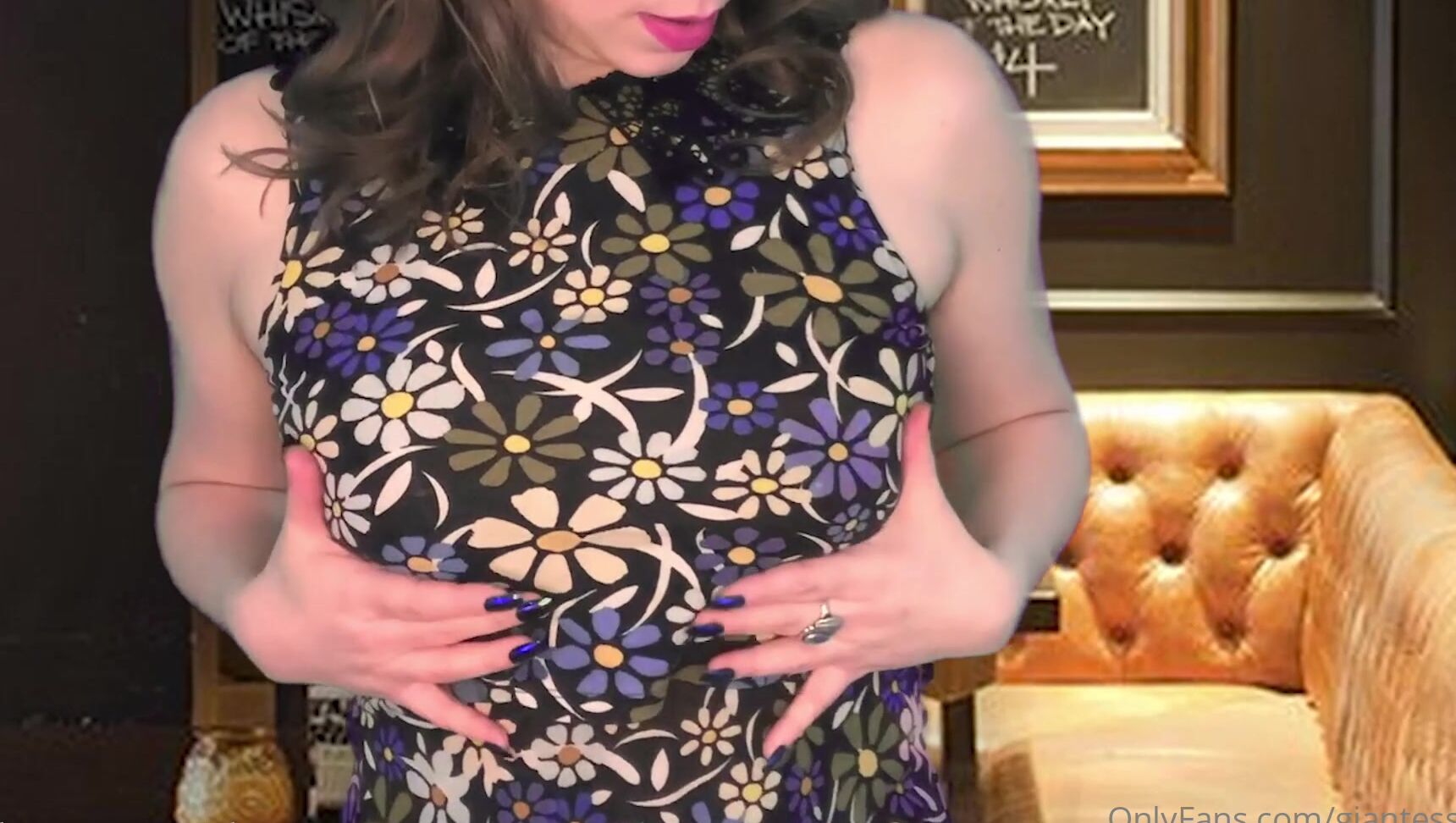 Giantessclips You Like Tall Women Starring Goddess Freya For More Goddess Freya Visit Https Onlyfa