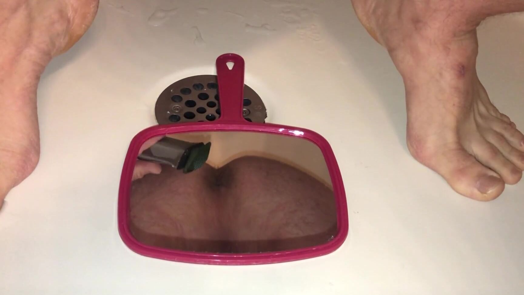 "Massage Bait" Shaving Ass, Shaving Asshole, Trimming Pubic Hair, Gay How To Shave, Shaving Pubic Hair, Pubic Hair, Hairy Ass, Gay How To, Clean Asshole, Clean Ass, Manscaping, Male Feet, Gay Mirror, Suggest Massage Bait Manscaping my hairy ass with 
