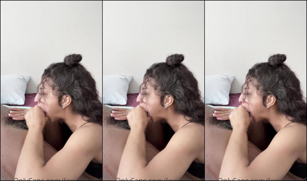 Foxybrown Side View Of My Wet Mouth