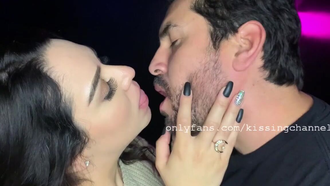 Kissingchannel Nicknamed Kissingchannel 01 04 2022 Onlyfans Video Fabria Kissing