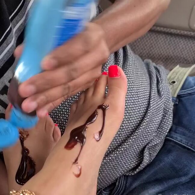Feetbysherri Onlyfans A Foot Slave And Chocolate Sauce