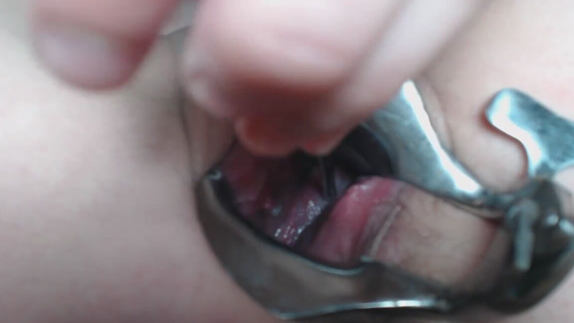 Queenofstretch Cervixpeehole Fuckery