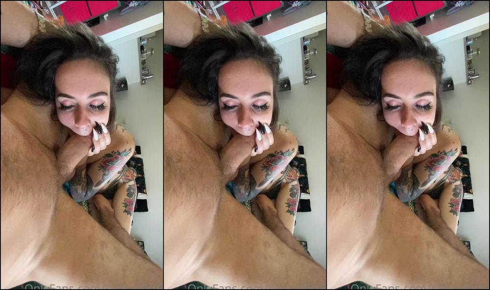 Sicksadist Love When She Sucks On Me Brokenlilbunny