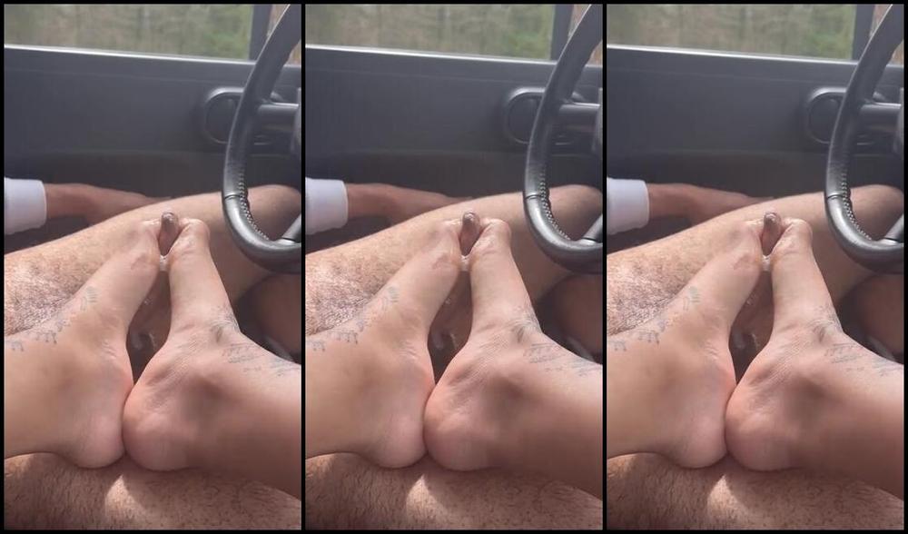 Xosolesbyme Aka Goddessmyree Onlyfans He Came In Literally 30 Seconds This Is The Fastest Someone Has Ever Nutted These Feet Too Good