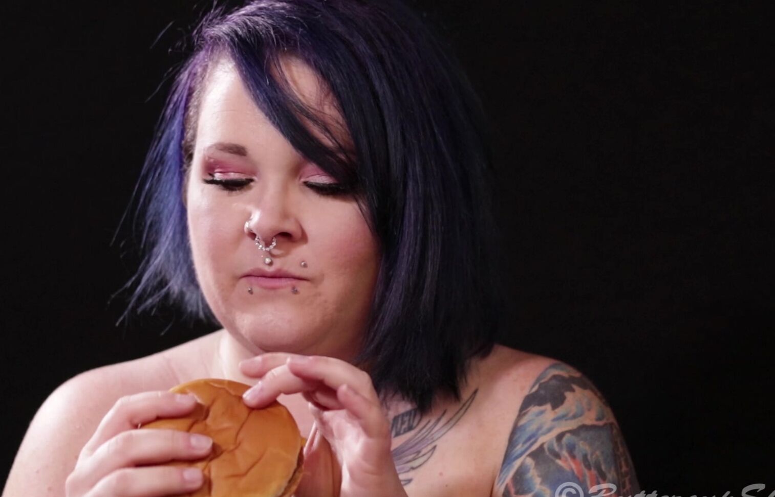 Buttercup Bbw Face Stuffing And Loud Burping