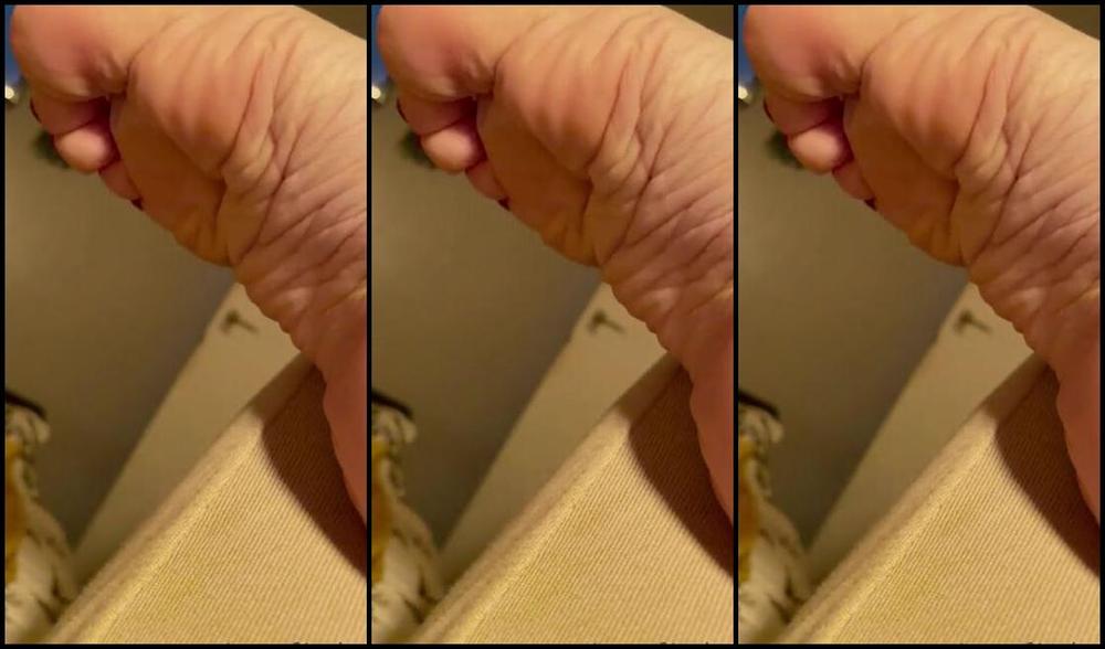 Joeyofarches Nicknamed Joeyofarches Onlyfans Just Appreciating Every Curve And Wrinkle