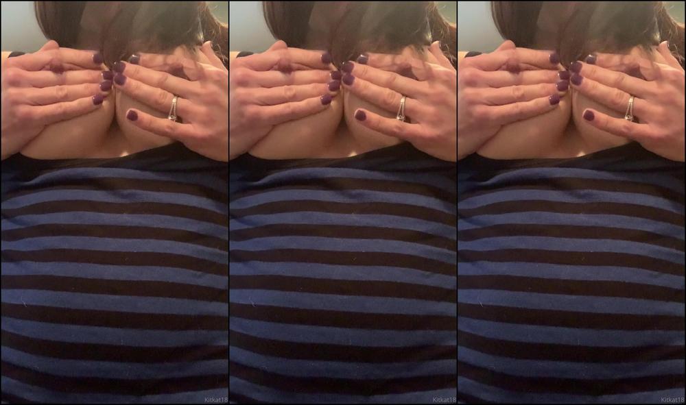 Hkitkat Mimi And I Were Talking Yesterday About How I Need Something To Look Forward Too In Inimi