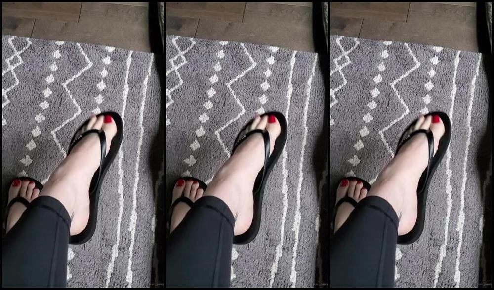 Sloans Paws Nicknamed Sloan Paws 12 29 2019 Onlyfans Video New Pedicure Reveal