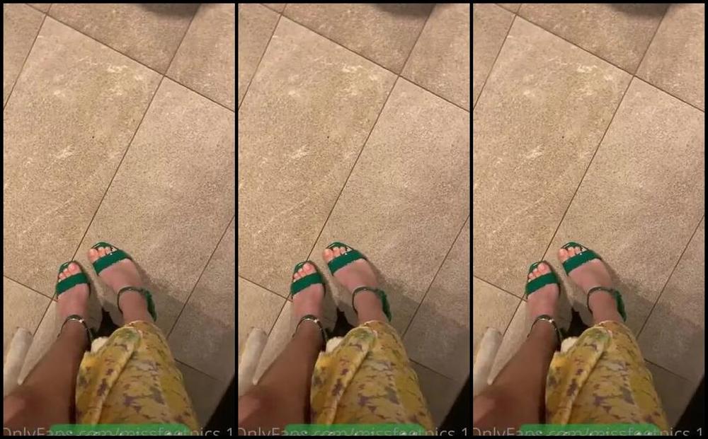 Alia Lizza Nicknamed Missfeetpics14 Onlyfans It S Like You Re Here With Me Here S An Insight On What I See Everyday Ps My Friends High Heels