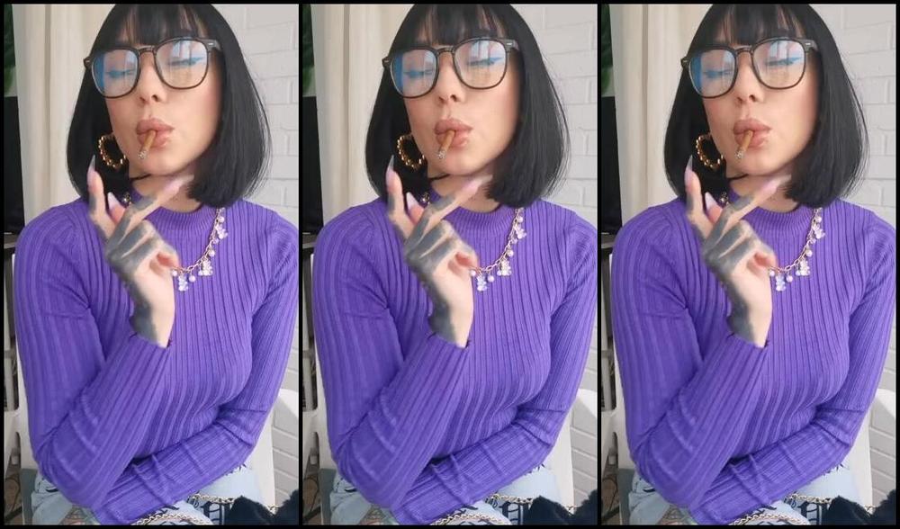 Queen Kinkerbell Nicknamed Kinkerbell23 Onlyfans Loving These Mood Cigarellos So Much Especially With A Coffee Not Quite As Much As