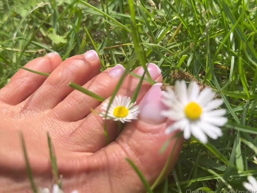 Malivisia Nicknamed Malivisia Onlyfans 05 18 2023 Let Your Fantasy Go Free