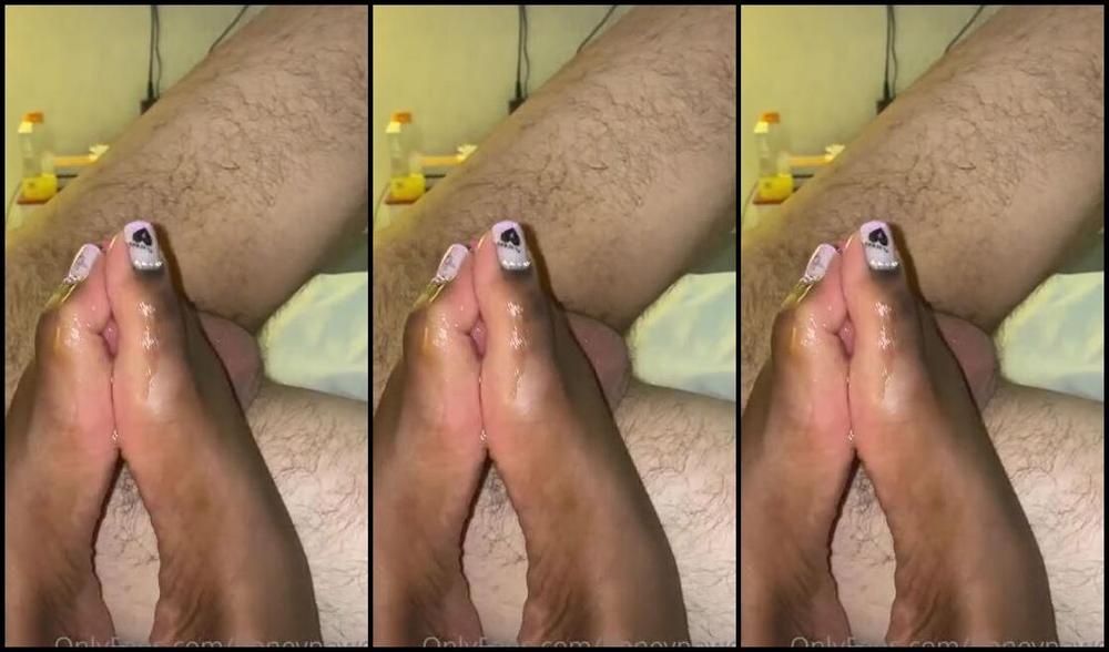 Rosewrinkles Onlyfans Between The Toes