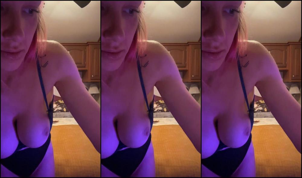 Xsofiasunshine Stream Started At Am Come Say Hi I Just Wanna Say Hello After Being