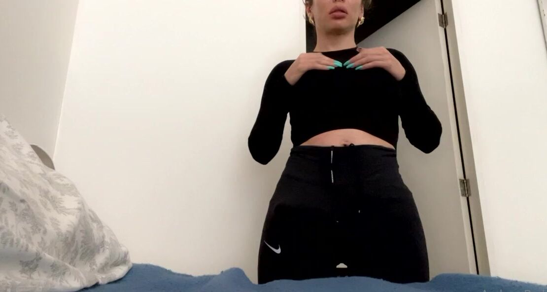 Barbieraducanxxx 2350240171 02 02 2022 I Need Help I M In Mexico Who Want To Play