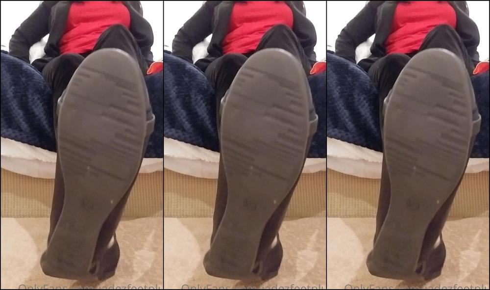 Jadezfeetplus 2245590636 10 13 2021 Should I Continue Posting My After Work Feet Vids Or Post Something Else These Posts Don T