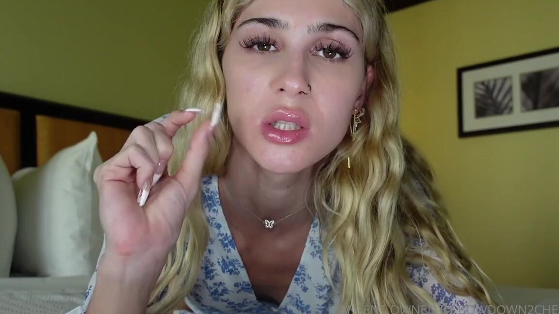 Princess Chelsea Aka Bowdown2Chelsea Onlyfans I Wanna Suck His Dick Right In Your Face Take His Cock And Look You Right