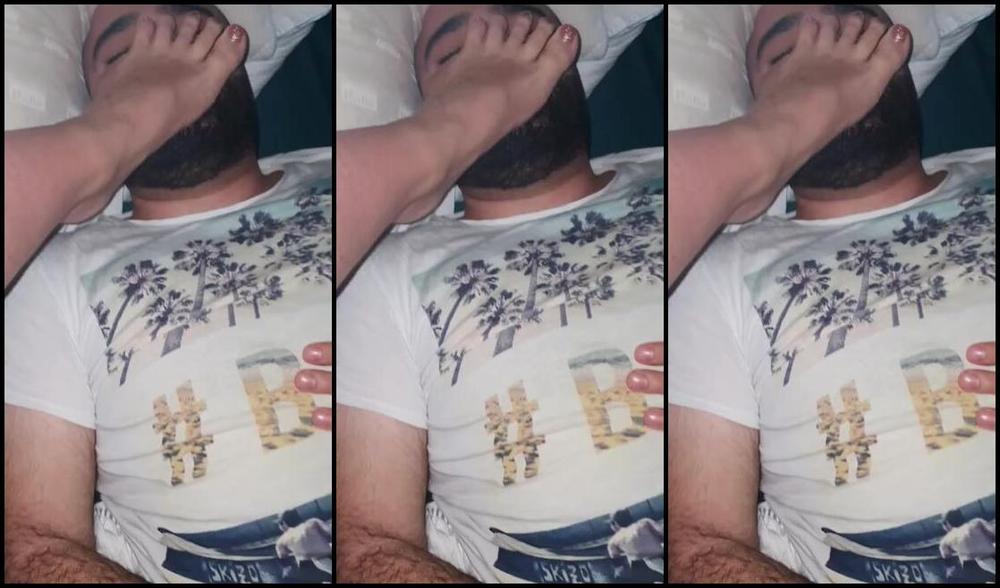 Deliciousdutchfeet Nicknamed Deliciousdutchfeet Onlyfans No Footjob For You Today First Make Me Coffee Then Clean This Shit Up Then We Talk Arabfootsold