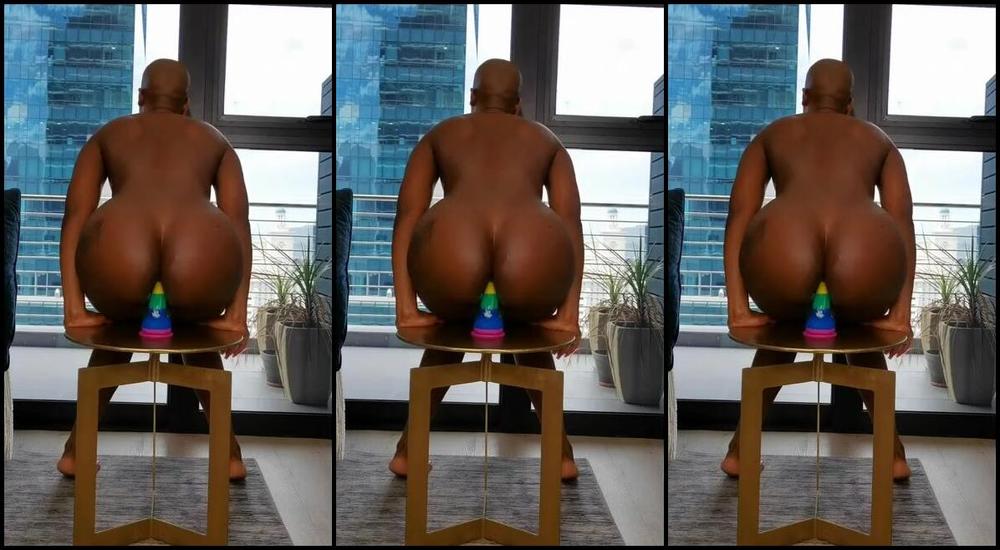 African Goddess Nicknamed Msafricangoddesss Findom 05 14 2024 Onlyfans Video You Better Cum In Me After I Ride You This Hard