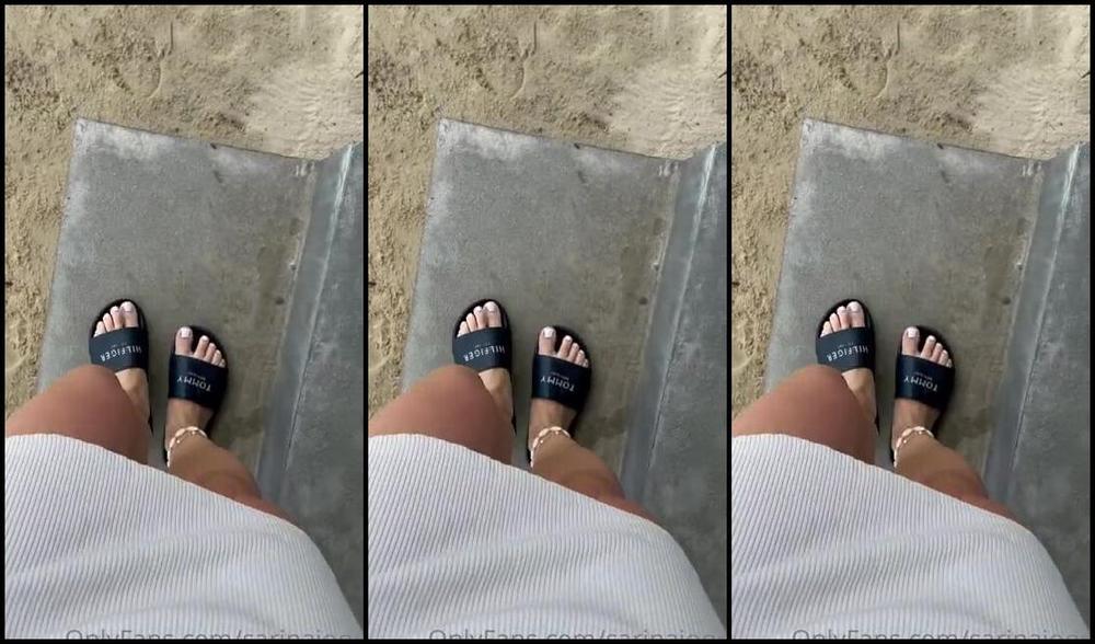 Sarina Jones Nicknamed Sarinajones 04 16 2023 Onlyfans Video Lets Walk Along The Beach