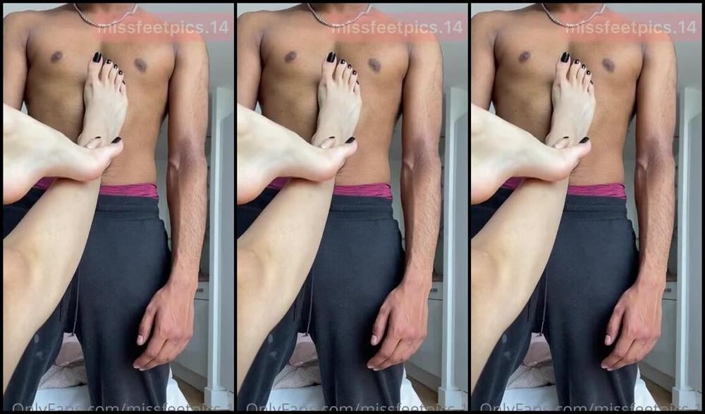 Alia Lizza Nicknamed Missfeetpics14 Onlyfans How Would You React If You Were In His Position Also Would You Like More Bg Content