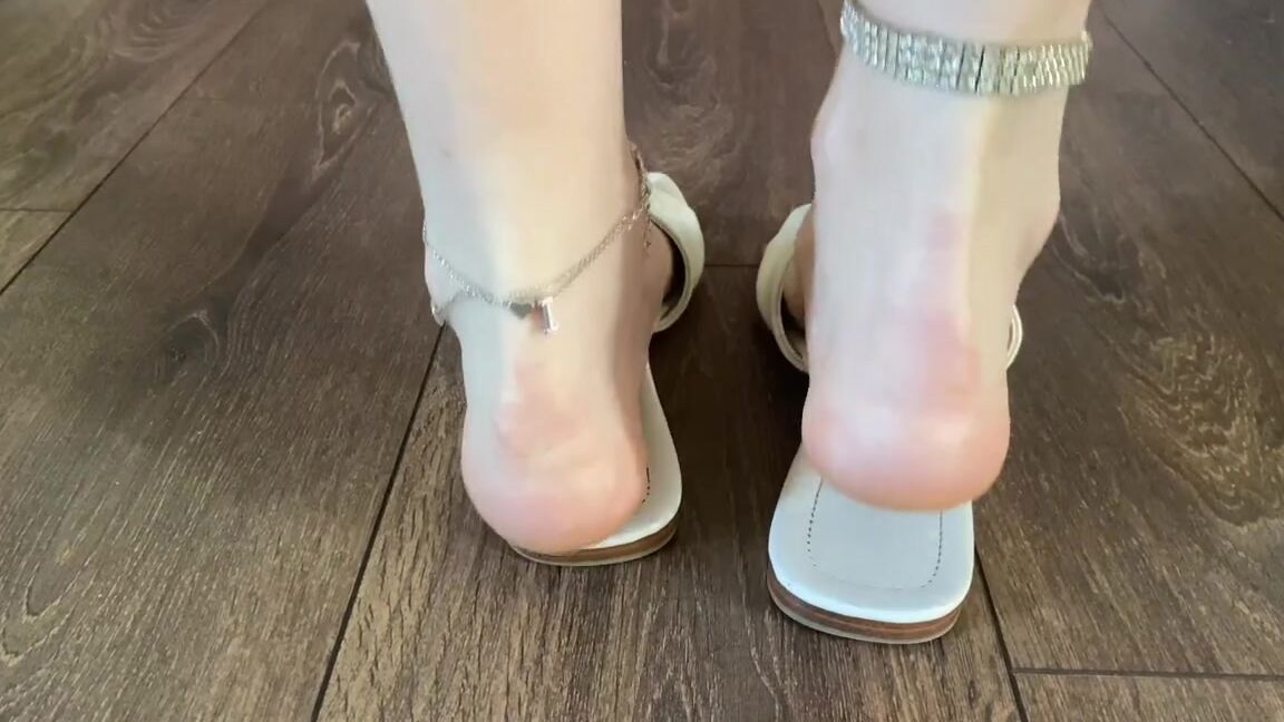 Inga Llery Nicknamed Inga Llery Foot Fetish 06 13 2023 Onlyfans Video Customs Available