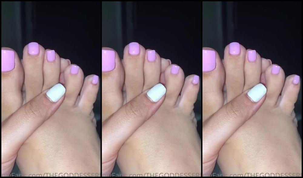Erin Aka Thegoddesserin Onlyfans Just After I Got A New Pedi And Look At My Sole Looks So Soft Tender And Shiny