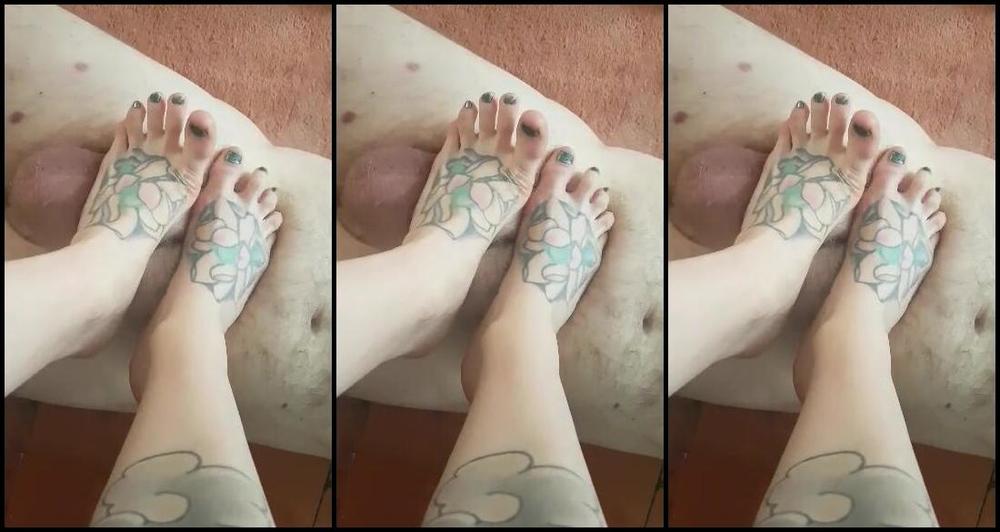 Adreena Angela Arefoot Cock Trampling