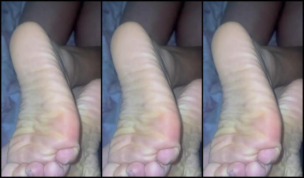 Blatina Goddess Onlyfans 12 14 2023 Uber Driver Pulled Up And Let Me Have My Way With His Sexy Feet Definitely