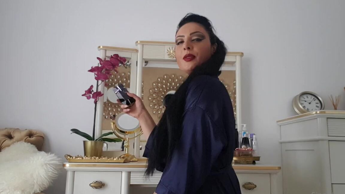 Houseofsinn Onlyfans Upcloseandpersonal Feel Closer To Me Every Day Alien Perfume Altar Worship Ritual