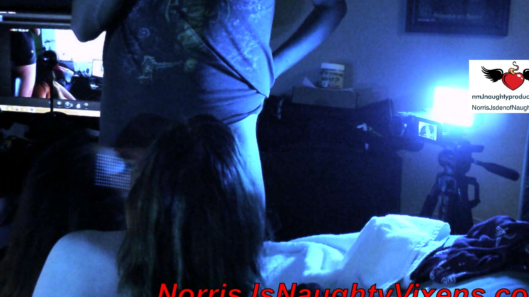 "nmjnaughtyvixens" bigtits, blowjob, cuckolding, doggystyle, threesome 3way with me amp 2 hot models in my apt manyvids