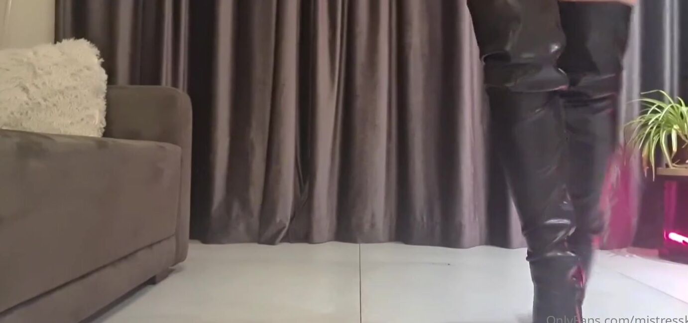 Mistresskarino Onlyfans Walking In Giaro Boots Any Fans Of These Amazing Shoes