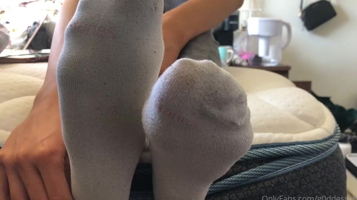 G0Ddessofsoles Nicknamed G0Ddessofsoles Onlyfans Video Socks And Soles Teaser D