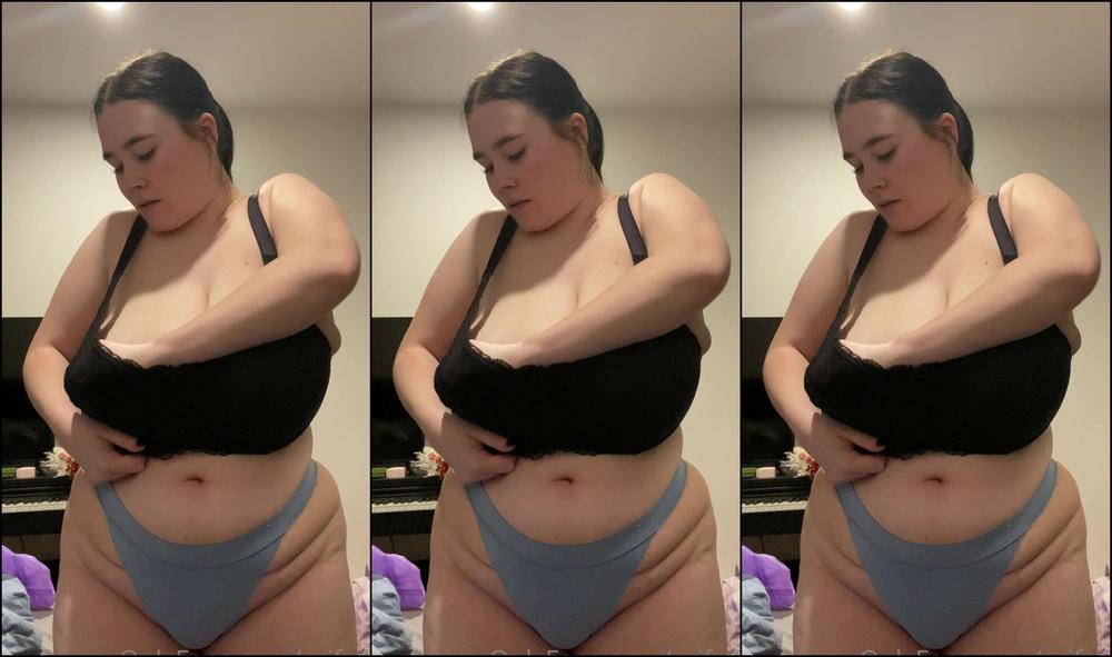 Miss Faith 2284905972 11 26 2021 Smoll Bra Try On