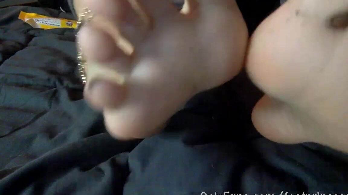 Footprincessx1 Nicknamed Footprincessx1 Onlyfans Stream Started At 12162022 0134 Am Sock Removal Humiliation